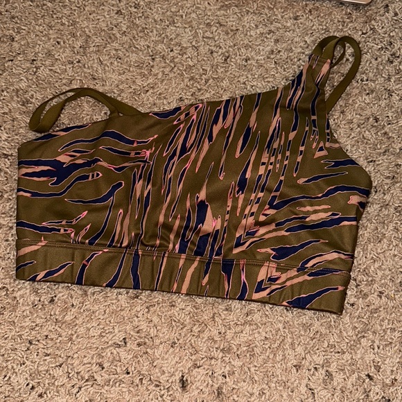 Target Asymmetrical Sports Bra - Picture 1 of 2